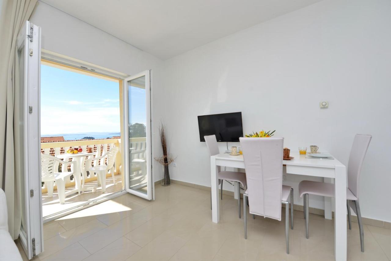 Apartments Verita باكوشتاني المظهر الخارجي الصورة