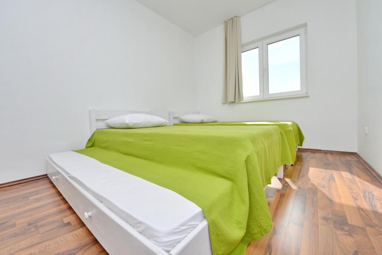Apartments Verita باكوشتاني المظهر الخارجي الصورة