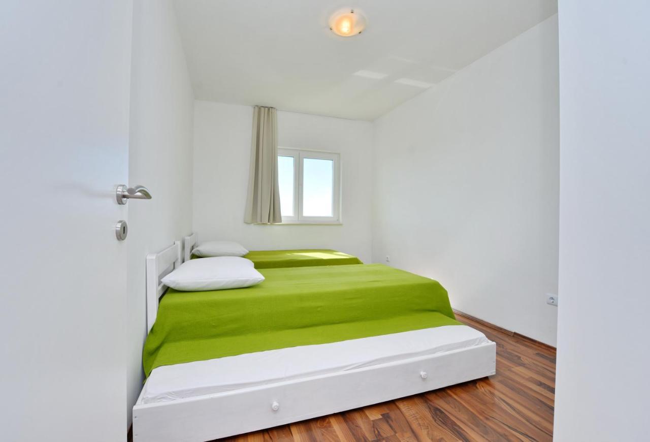 Apartments Verita باكوشتاني المظهر الخارجي الصورة